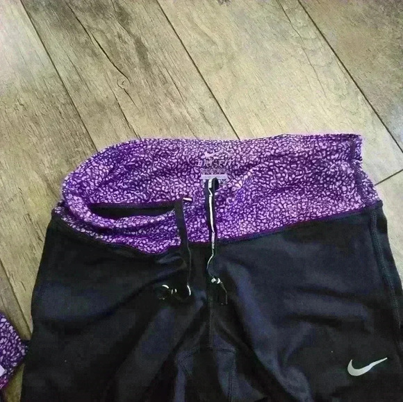 NIKE DRY FIT purple  black capri leggings xs rn#56323 05553 - Picture 8 of 10
